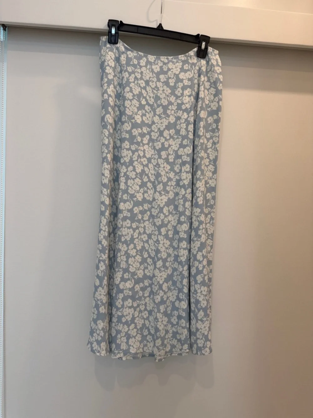 Reformation Women's Light Blue Floral Slip Skirt - Picture 2 of 12